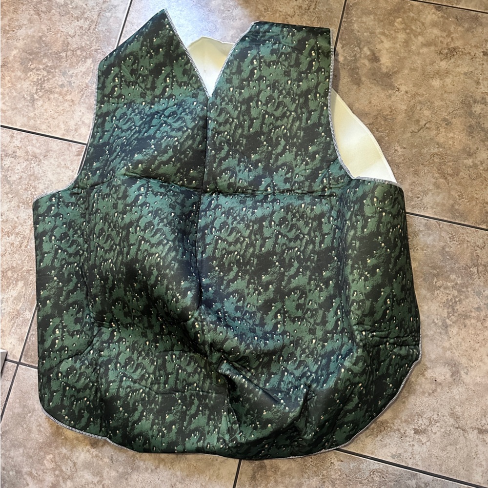 Spirit Halloween Adult Avocado Halloween Costume View 3